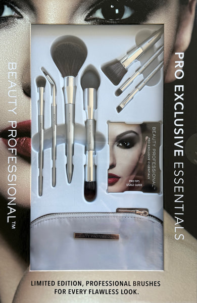 NEW PRO ESSENTIALS: A FULL AND TRAVEL-SIZED BRUSH SET